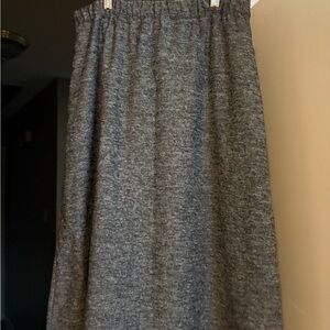 Comfort Stretch Midi Skirt in Heather Gray